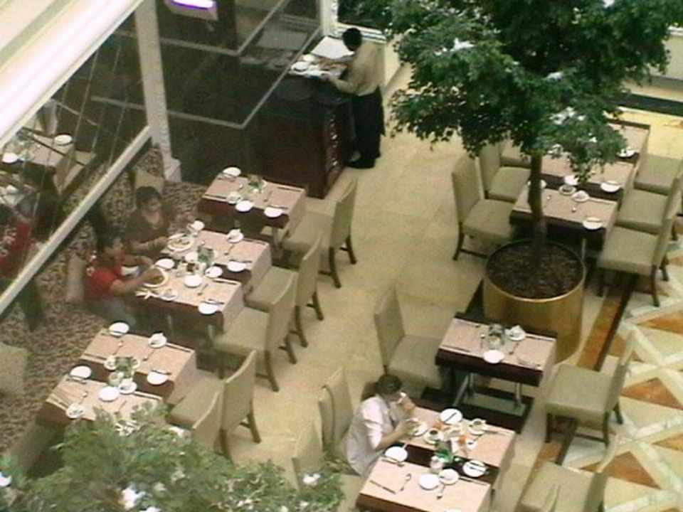 Restaurant Holiday Inn Bur Dubai - Embassy District