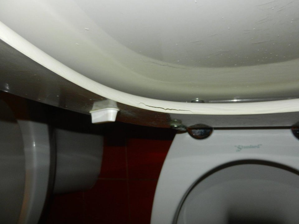 WC-Sitz mit Sprung Hotel Marco Polo