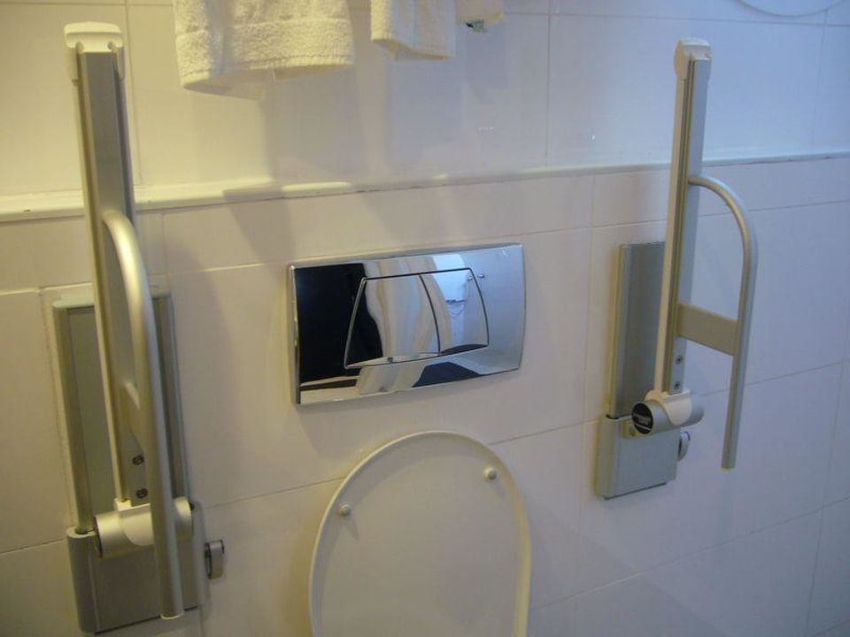 Удобства для инвалидов Savoy Sea Side Hotel