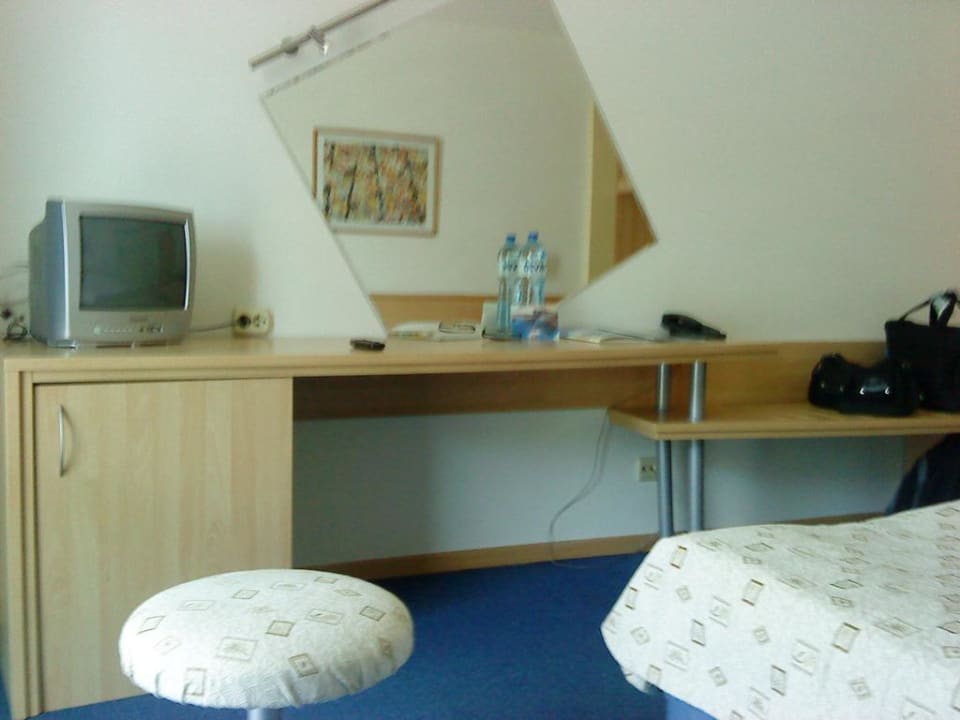 TV im Zimmer Effect Grand Victoria Hotel