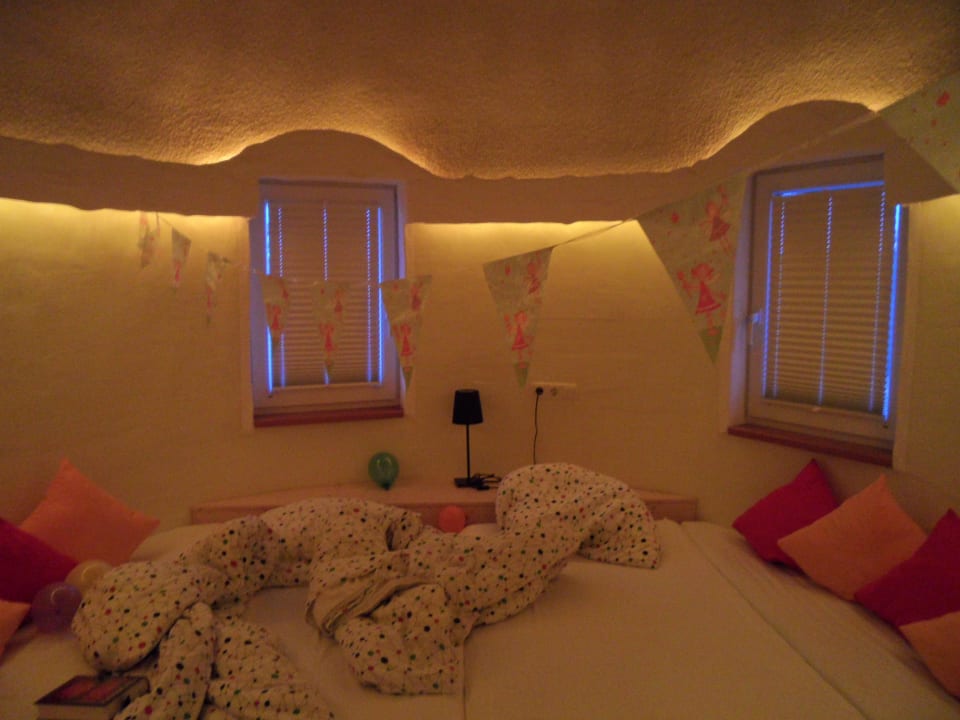 Schlafzimmer 1  Bauernhof Bosselbacher-Hof