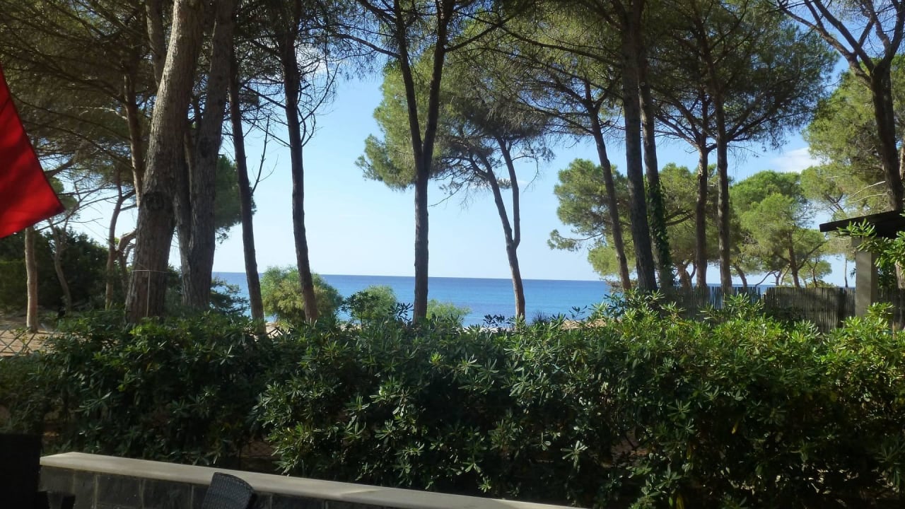 Cala Liberotto Haus 555 - Ausblick Nachbarstrand Sardafit Nr. 555a - Surfer's Traumhaus an zwei Sandstränden