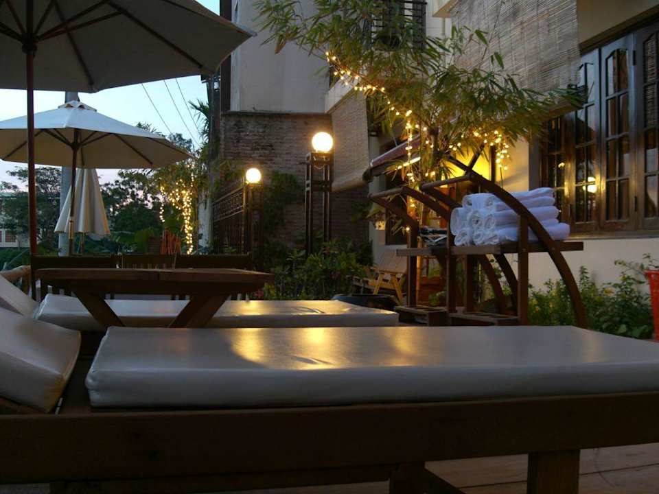 Terrasse am Abend Thien Thanh Hotel