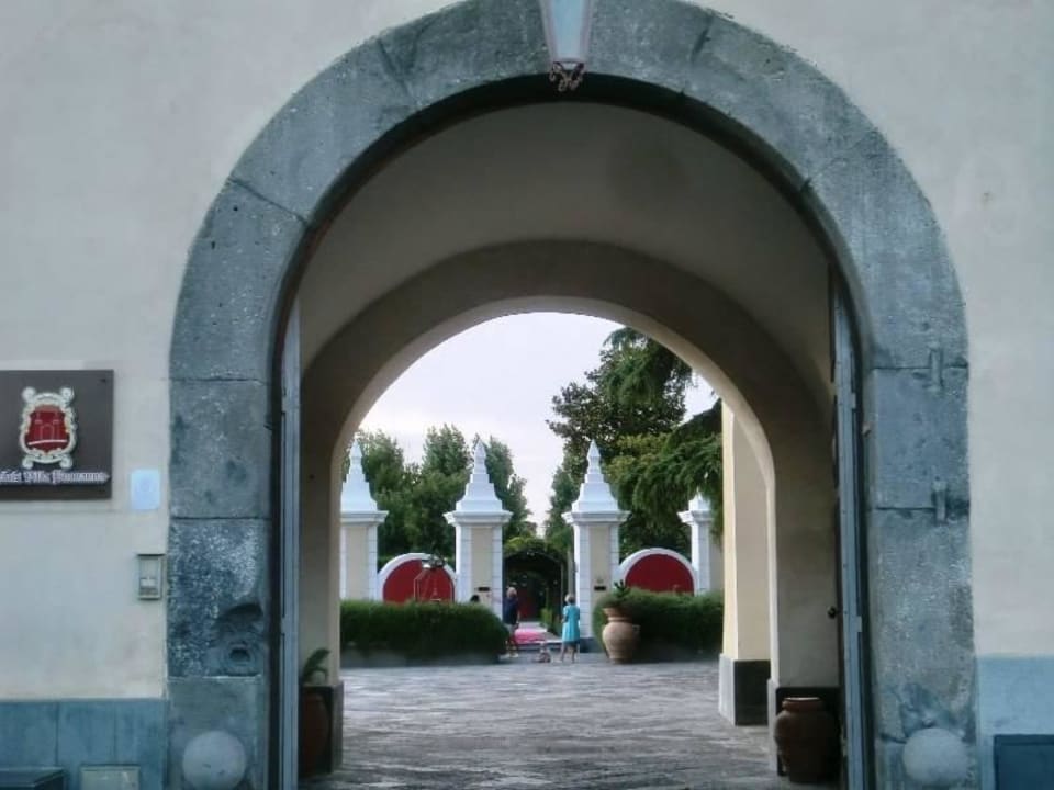 Toreingang Villa Relais Buonanno