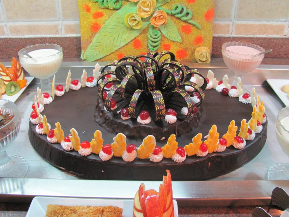 Kuchen Pickalbatros Alf Leila Wa Leila Resort - Neverland Hurghada