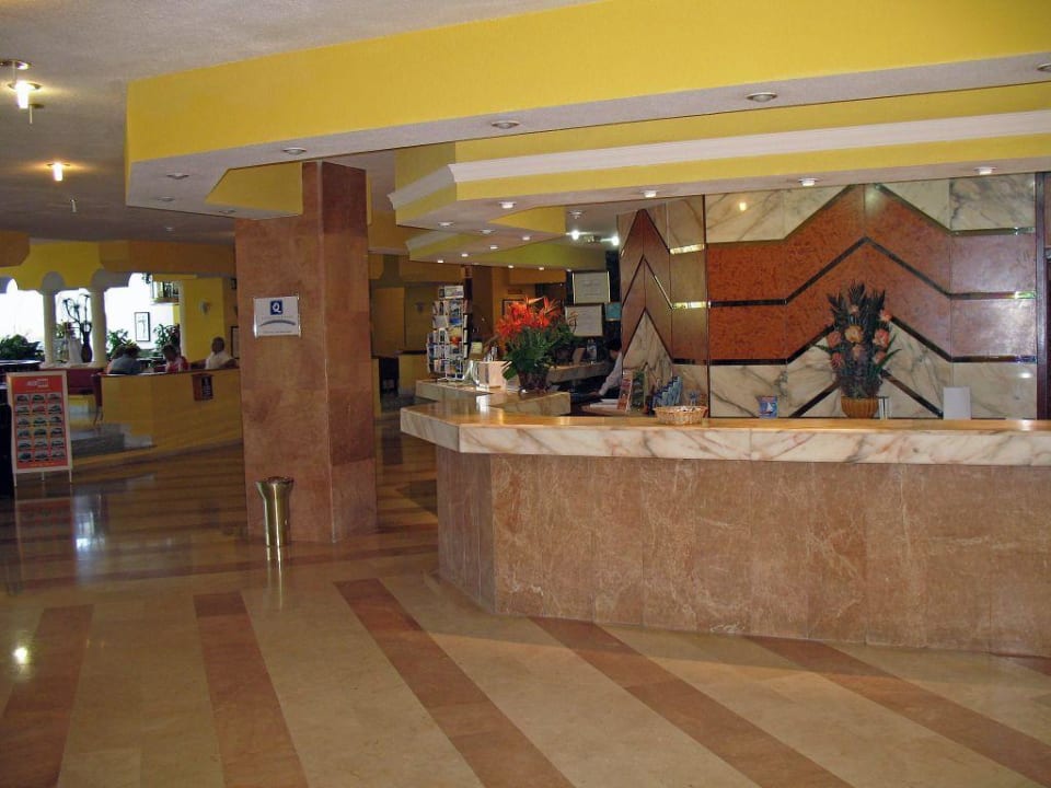 Lobby H10 Las Palmeras