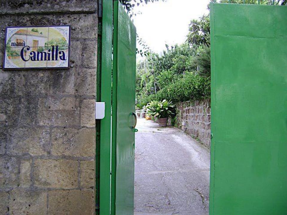 Lobby/Entrance Hotel Mami Camilla