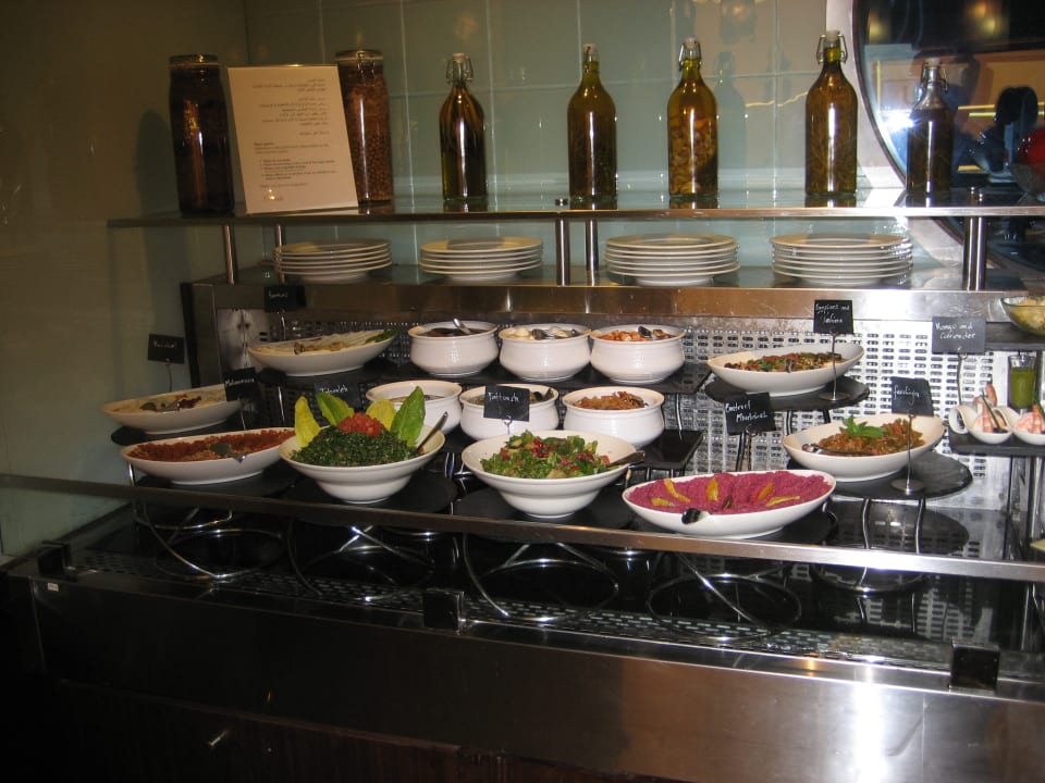 Gastro Rose Rayhaan by Rotana