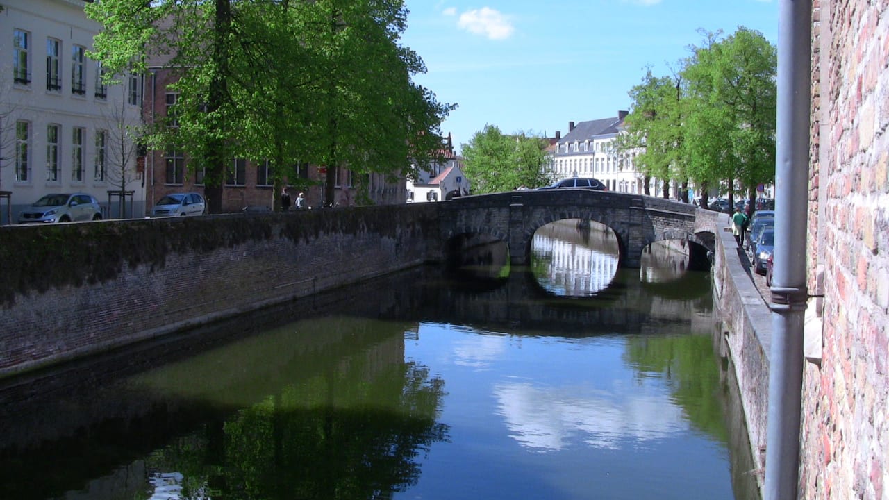 Ausblick auf Gracht Hotel Ter Brughe