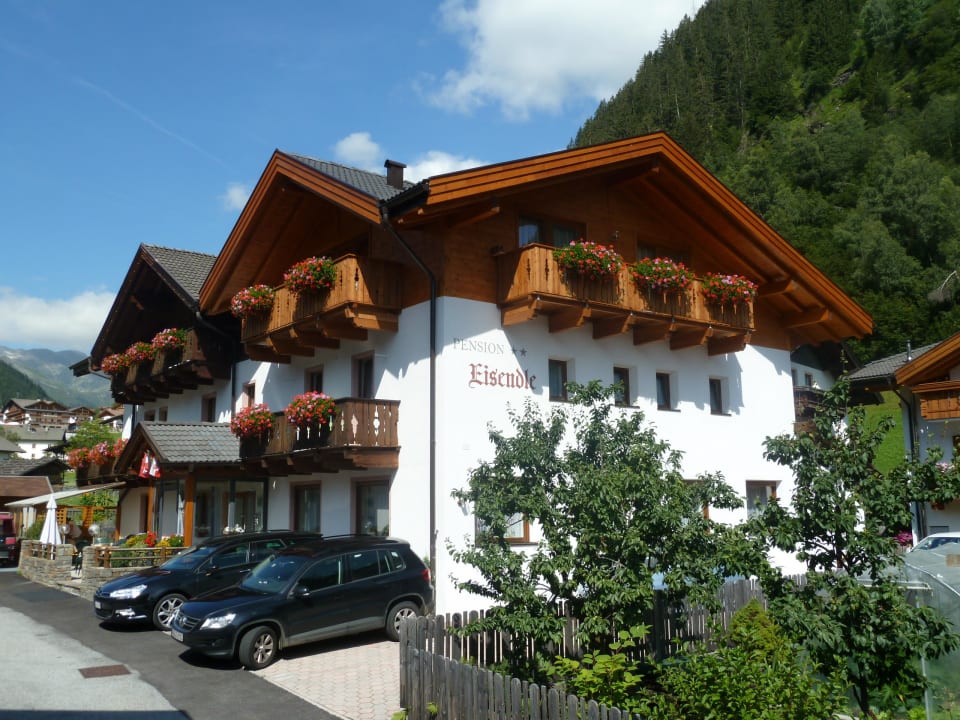 Unser Haus im Sommer Pension Eisendle