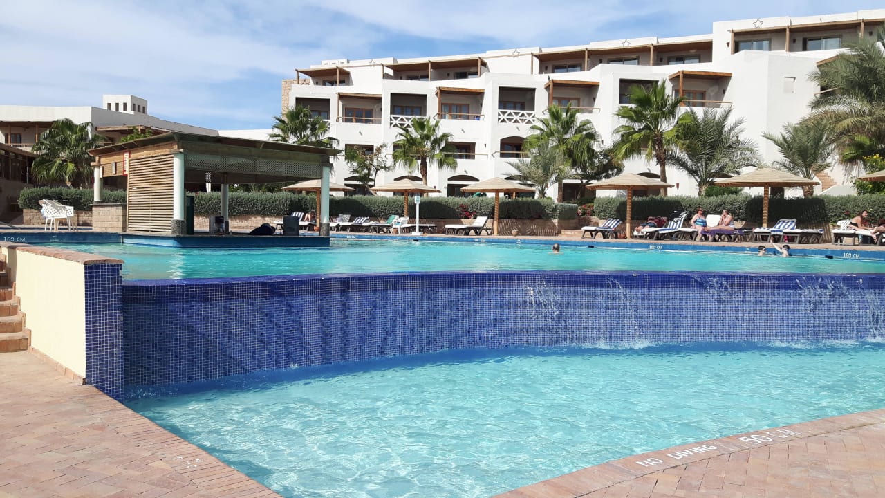 Pool mit Poolbar Fort Arabesque Resort, Spa & Villas