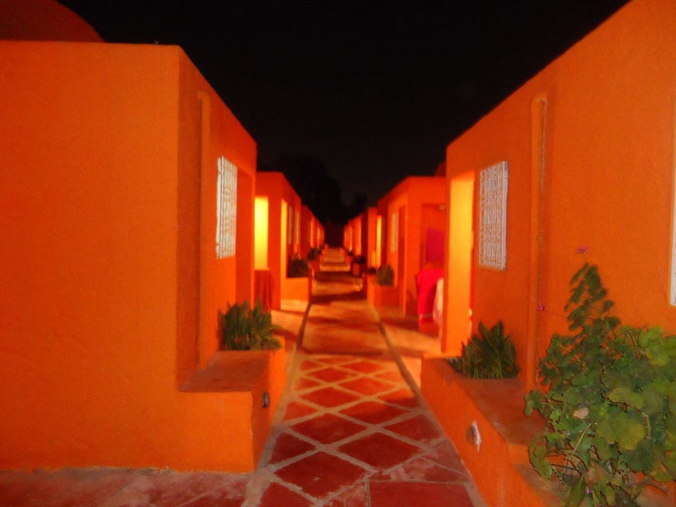 Anlage am Abend Samira Club