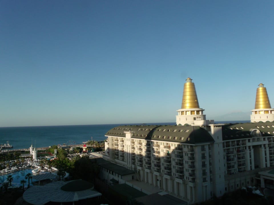 Blick aufs Diva Hotel Delphin Imperial