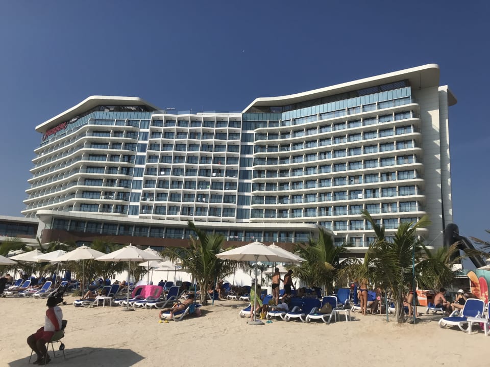 Außenansicht Hampton by Hilton Marjan Island