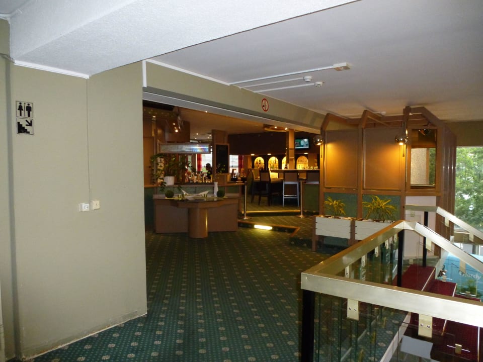 Zugang zum Restaurant Wyndham Garden Kassel