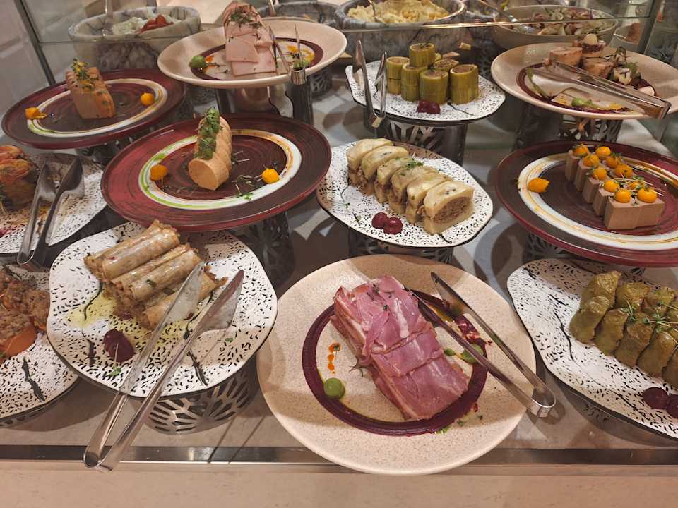 Gastro Acanthus Cennet Barut Collection