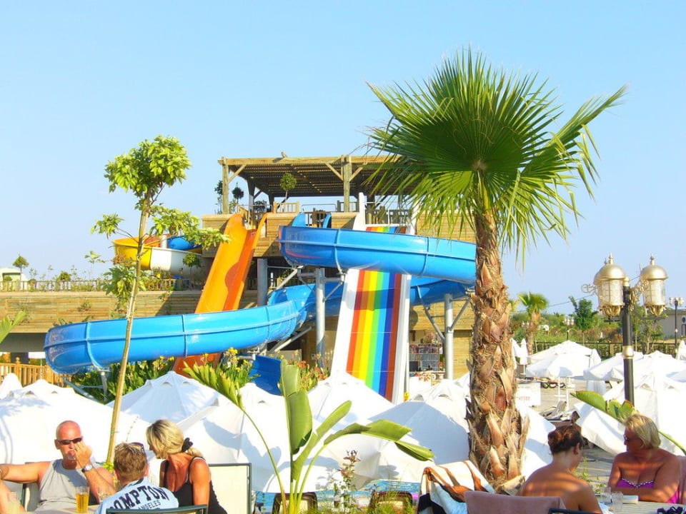 Die drei Rutschen sind wirklich genial  Diamond Excellence Resort & Spa