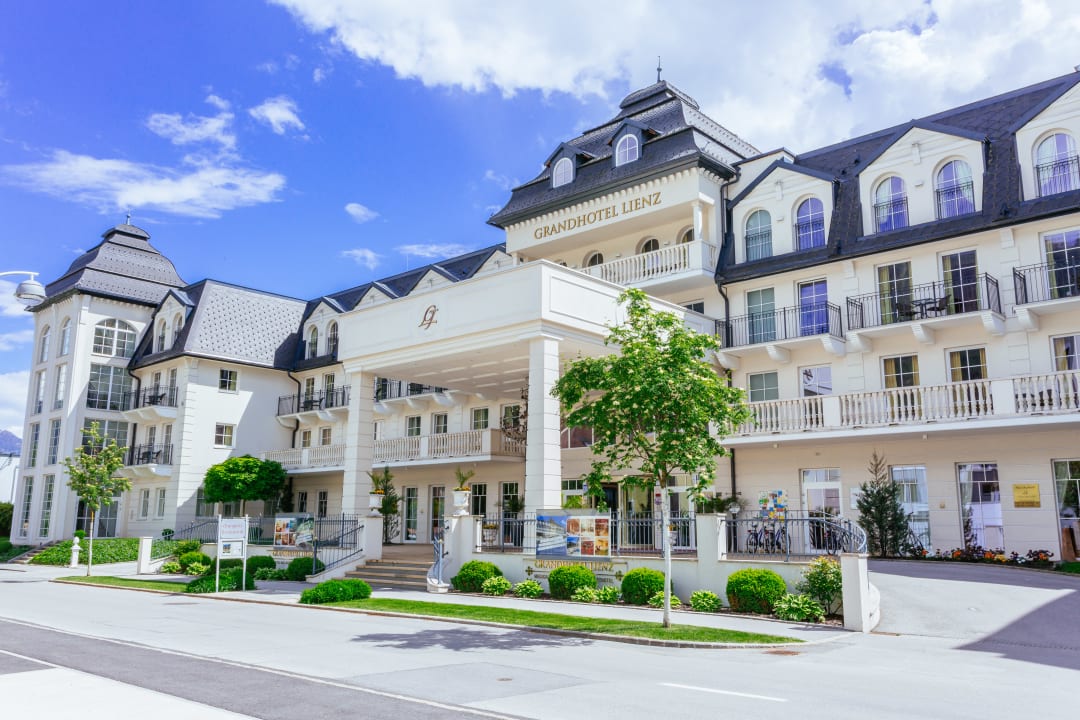 Außenansicht Grandhotel Lienz