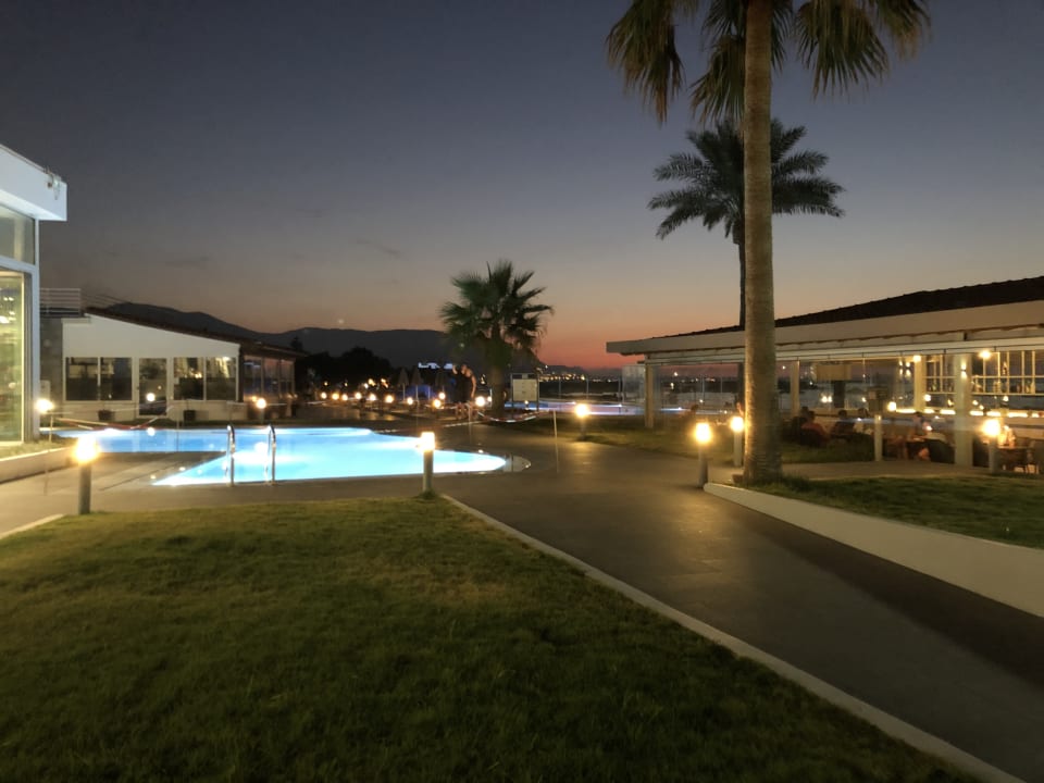 Gartenanlage allsun Hotel Carolina Mare