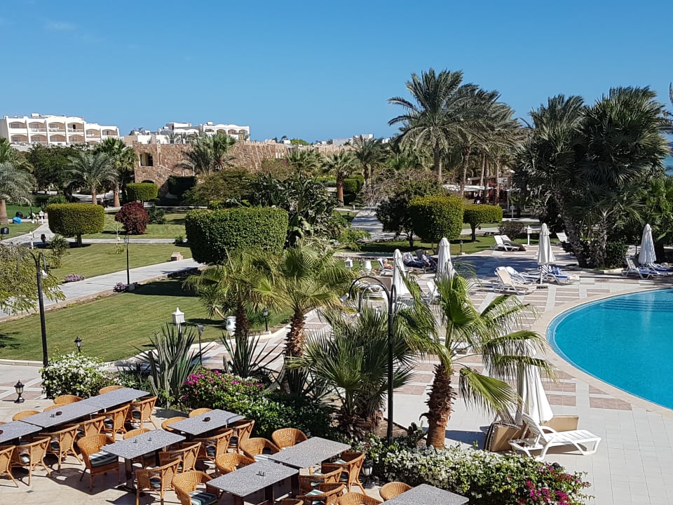 Pool Brayka Bay Resort