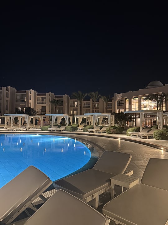 Pool JAZ Elite Casa del Mar Beach