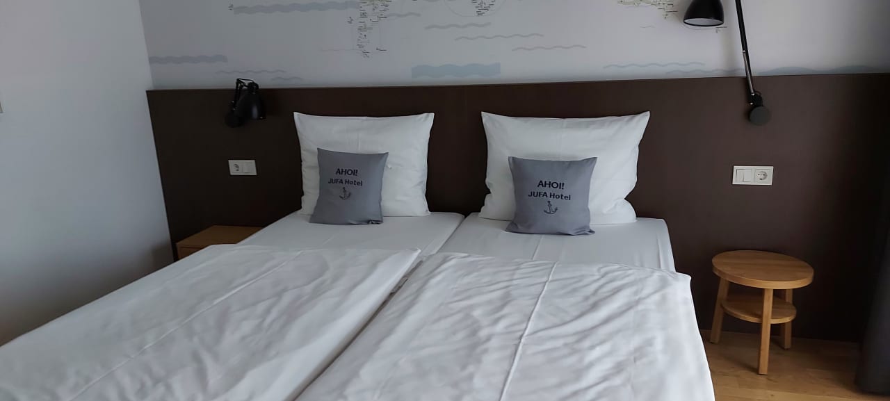 Zimmer JUFA Hotel Hamburg HafenCity