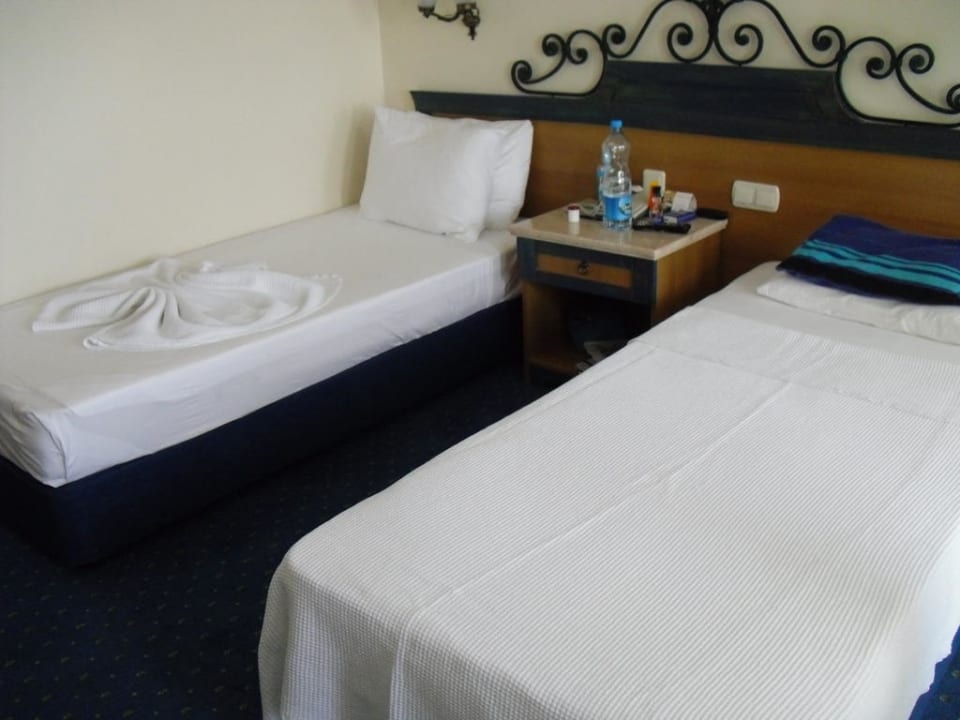 Leider getrennte Betten Club Yali Hotels & Resort