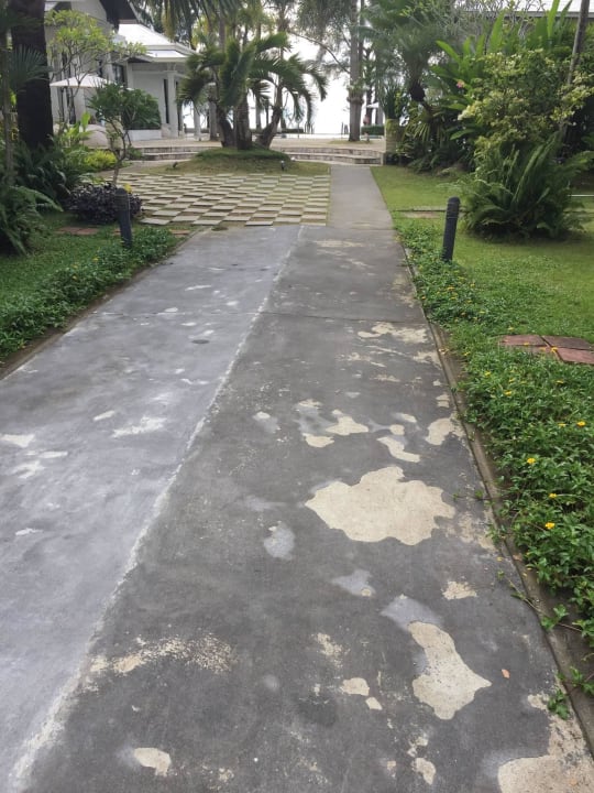 Weg zum Pool The Anda Mani Khaolak Beachfront Villas