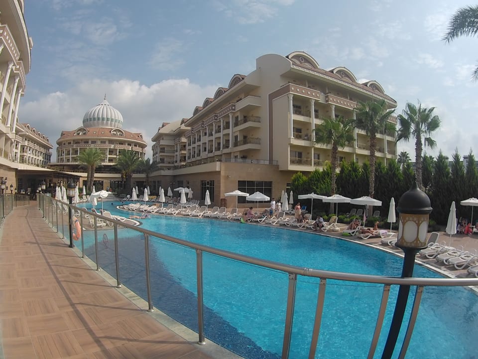 Pool Kirman Belazur Resort & Spa