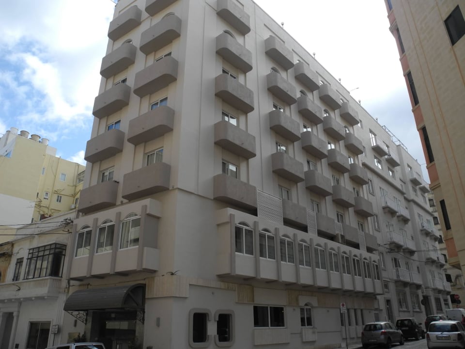 Außenansicht Hotel Plevna