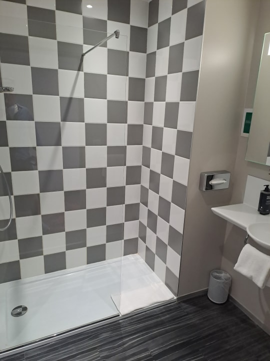 Zimmer Hotel Ibis Styles Poitiers Centre