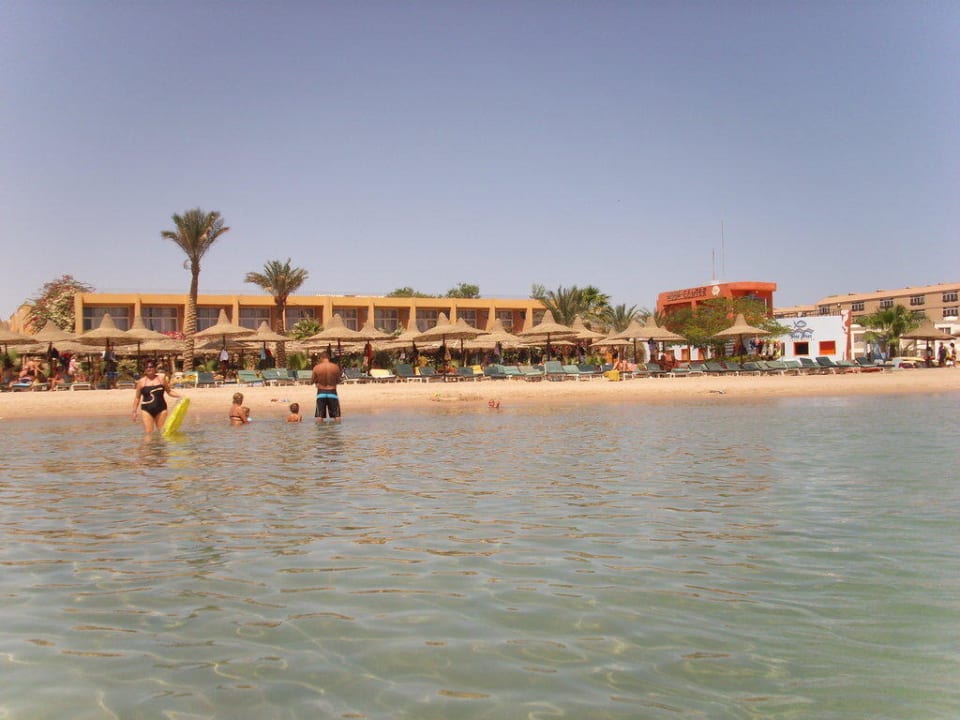 Sandstrand T- Block Giftun Azur Resort