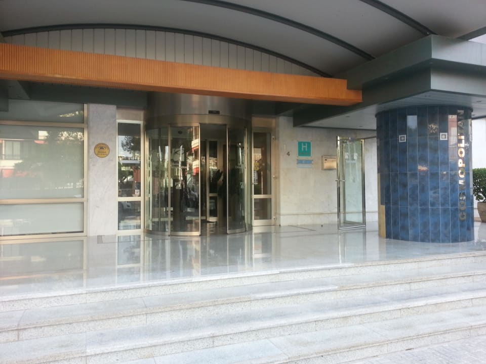 Eingangsbereich Hotel Cosmopolitan