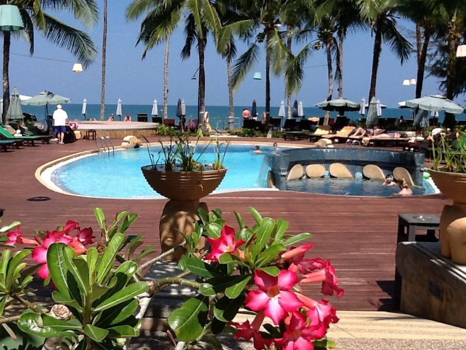  Pool im unteren Bereich Khao Lak Bayfront Resort