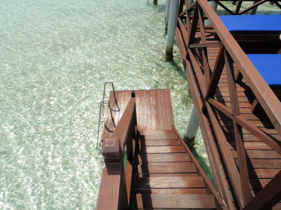 Treppe zum Wasser Sun Siyam Olhuveli