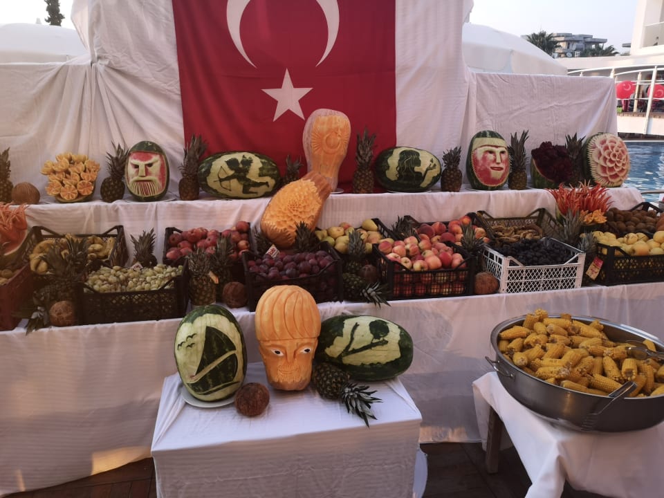 Gastro Laguna Beach Alya Resort & Spa Hotel