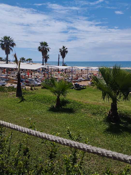 Strand Bella Resort & Spa