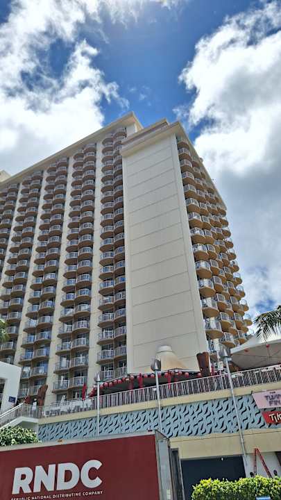 Außenansicht The Twin Fin Hotel