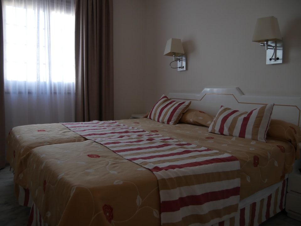 Zimmer Apartamentos Casablanca