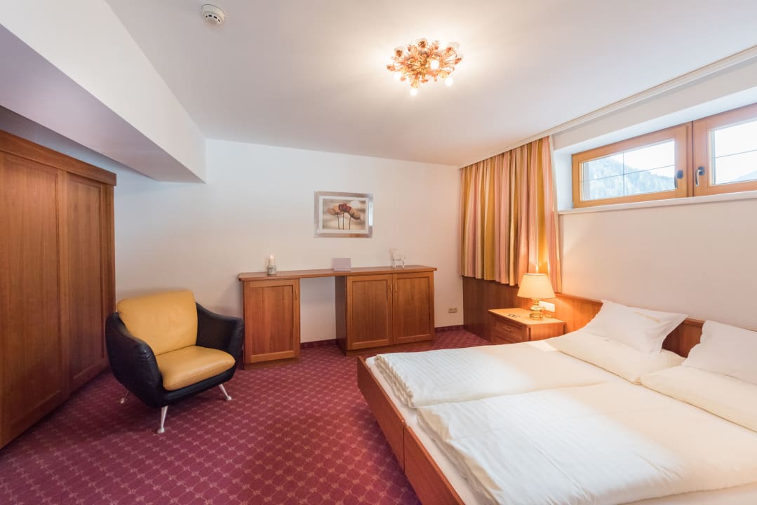 Zimmer Hotel Kertess