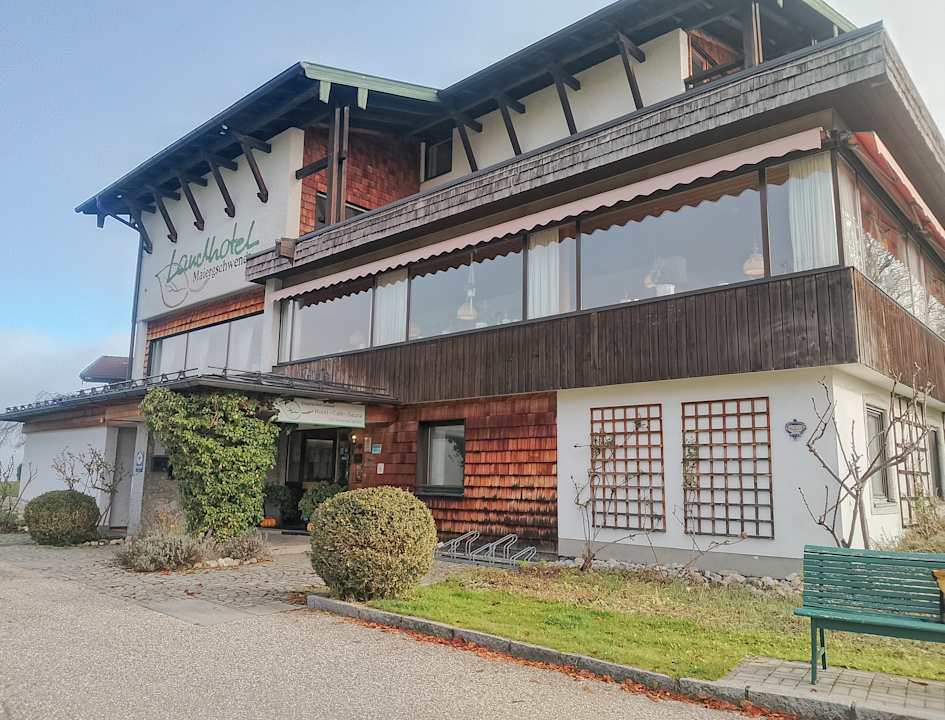 Außenansicht Landhotel Maiergschwendt