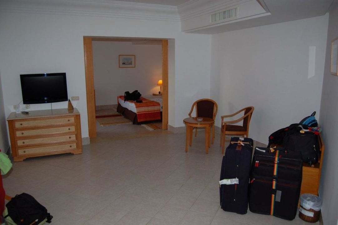 Zimmer Wohnbereich zum Schlafraum TUI MAGIC LIFE Africana