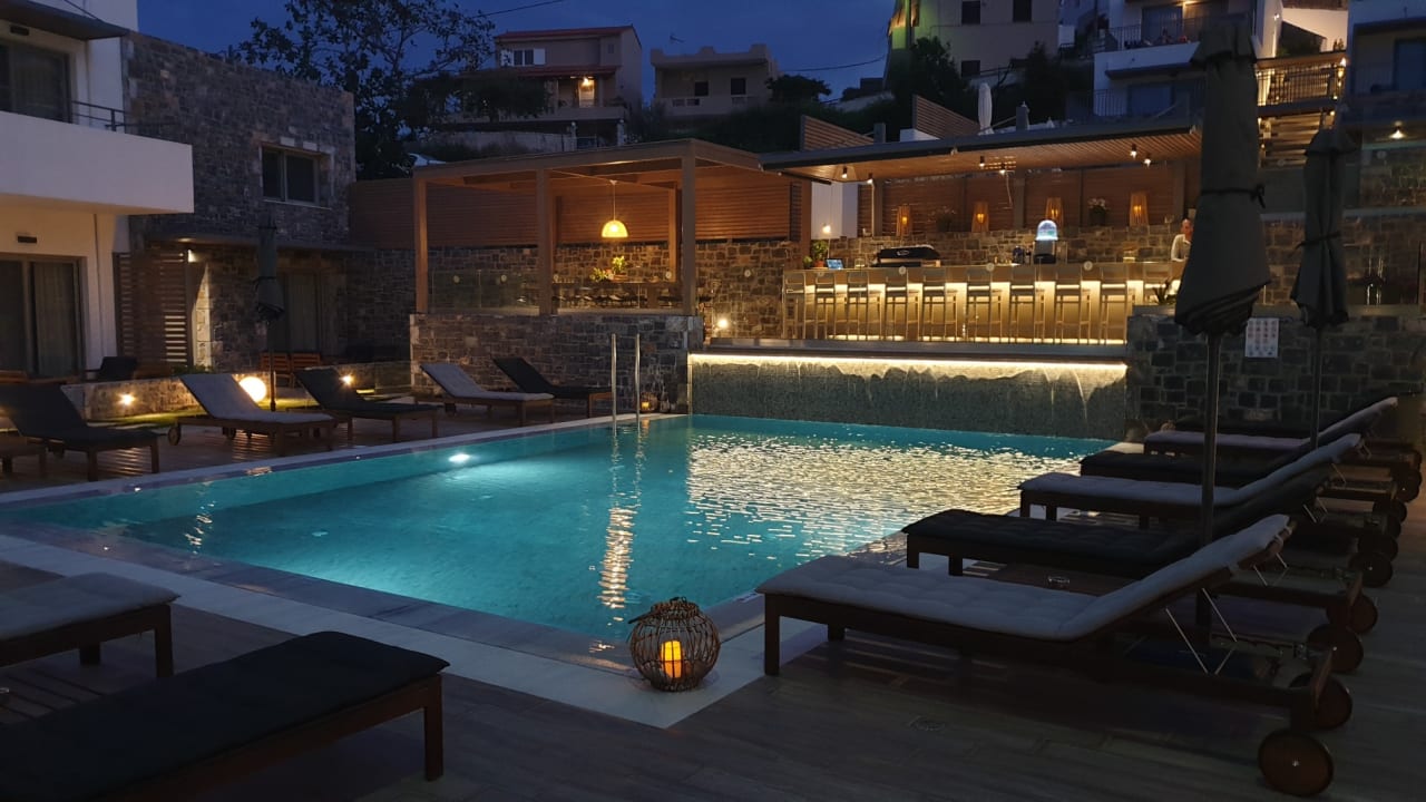 Pool Seascape Luxury Residences