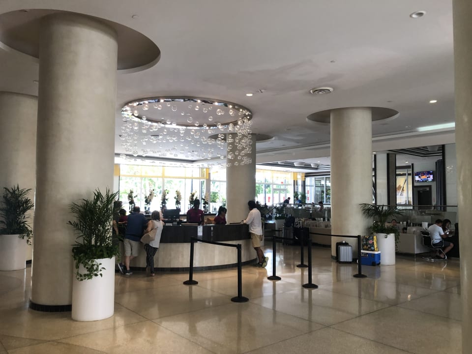 Lobby Hotel Riu Plaza Miami Beach