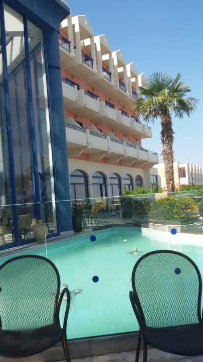 Außenansicht Kresten Palace Hotel