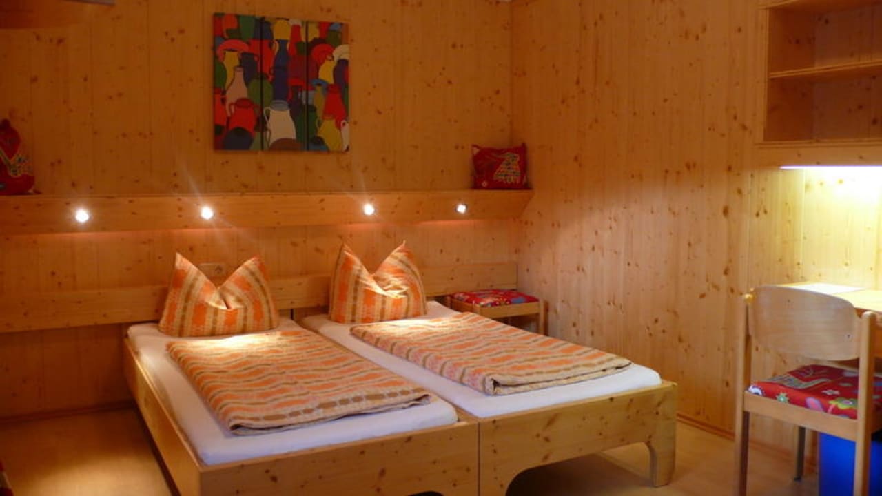 Zimmerbeispiel Sport & Studienhaus Marburg