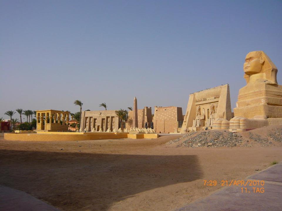 Licht-Showarena im Hotel Pickalbatros Alf Leila Wa Leila Resort - Neverland Hurghada