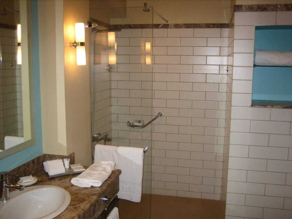Badezimmer The Cove Rotana Resort