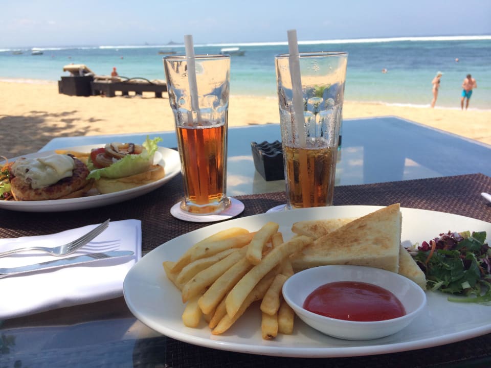 Lunch am Meer The Laguna A Luxury Collection Resort & Spa