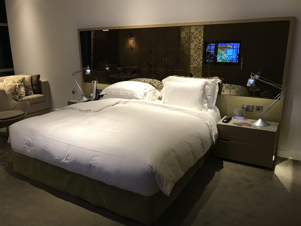 Zimmer Conrad Abu Dhabi Etihad Towers